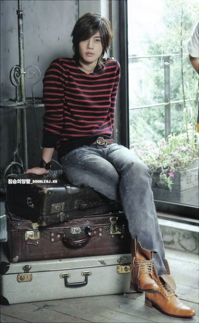 Foto Kim Hyun Joong yang Keren dan Ganteng 11