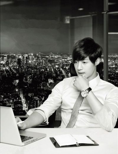 Foto Kim Hyun Joong yang Keren dan Ganteng 15