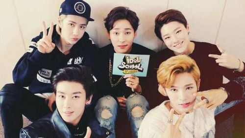 UNIQ10