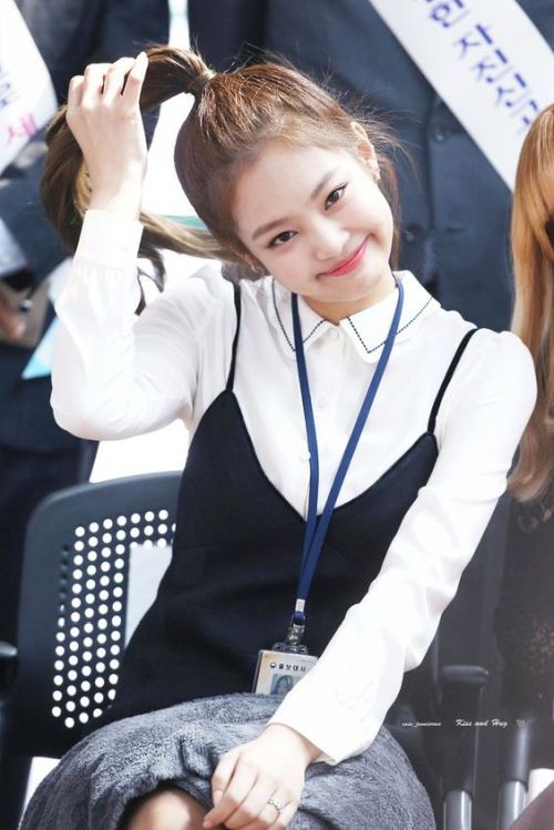 Foto Jennie Kim Terbaru dan Tercantik 31