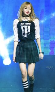 Koleksi Foto Cantik Lisa BLACKPINK 12