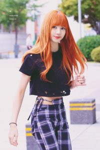 Koleksi Foto Cantik Lisa BLACKPINK 14