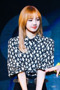 Koleksi Foto Cantik Lisa BLACKPINK 15