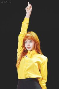 Koleksi Foto Cantik Lisa BLACKPINK 16