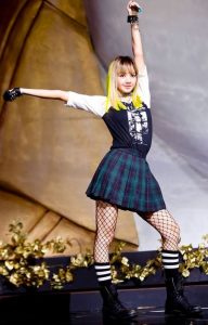 Koleksi Foto Cantik Lisa BLACKPINK 22