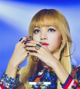 Koleksi Foto Cantik Lisa BLACKPINK 25