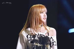 Koleksi Foto Cantik Lisa BLACKPINK 42