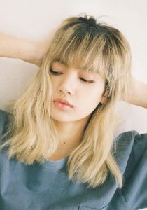Koleksi Foto Cantik Lisa BLACKPINK 43