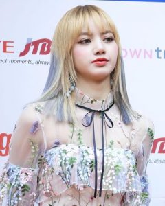 Koleksi Foto Cantik Lisa BLACKPINK 8