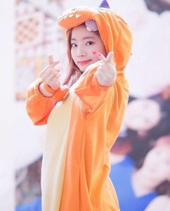 Foto Cantik Dahyun TWICE Terbaru 16