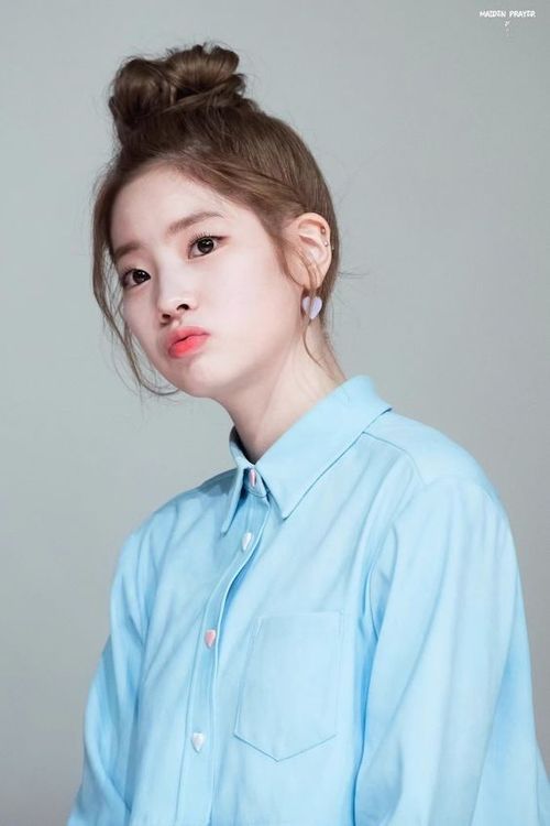 Foto Cantik Dahyun TWICE Terbaru 18