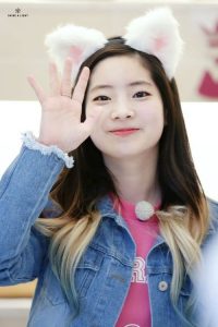 Foto Cantik Dahyun TWICE Terbaru 23