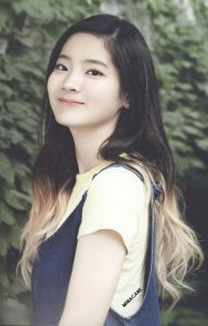 Foto Cantik Dahyun TWICE Terbaru 34