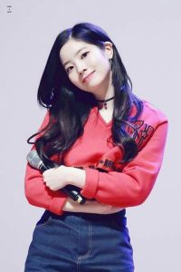 Foto Cantik Dahyun TWICE Terbaru 39