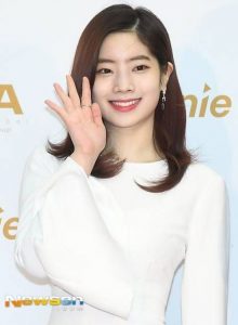 Foto Cantik Dahyun TWICE Terbaru 41