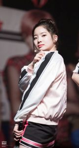 Foto Cantik Dahyun TWICE Terbaru 85