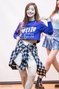 Foto Cantik Dahyun TWICE Terbaru 88