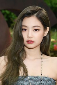 Foto Jennie Kim Terbaru dan Tercantik 10