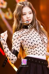 Foto Jennie Kim Terbaru dan Tercantik 36