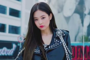 Foto-Solois-Wanita-Jennie-Kim