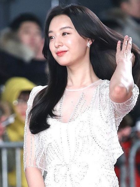 Foto Terbaru Kim Ji-won